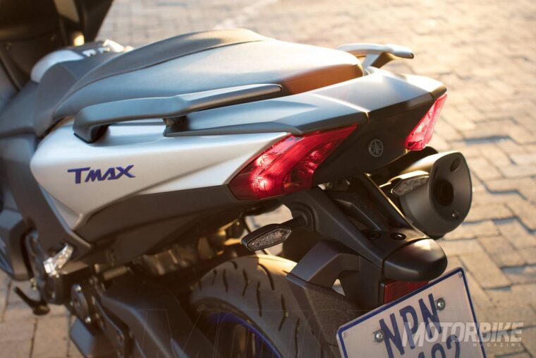 Yamaha-TMAX-SX-2017-041
