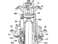BikeLeaks. Suzuki patenta un scooter híbrido con tracción a las dos ruedas 11 041317 Suzuki burgman two wheel drive patent fig 6