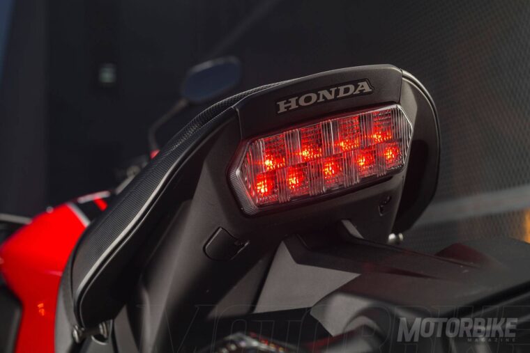 Honda-CB650F-2017-55