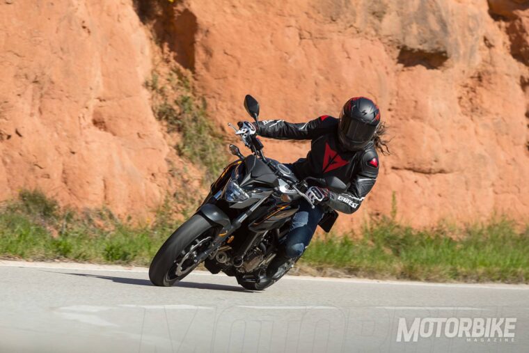 Honda-CB650F-2017-prueba-MBK-25
