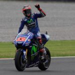 Maverick Viñales encabeza el doblete de Yamaha en MotoGP Argentina 2017, Márquez se va al suelo