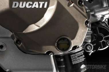 WD 40 Motorbike Specialists cambio.aceite2