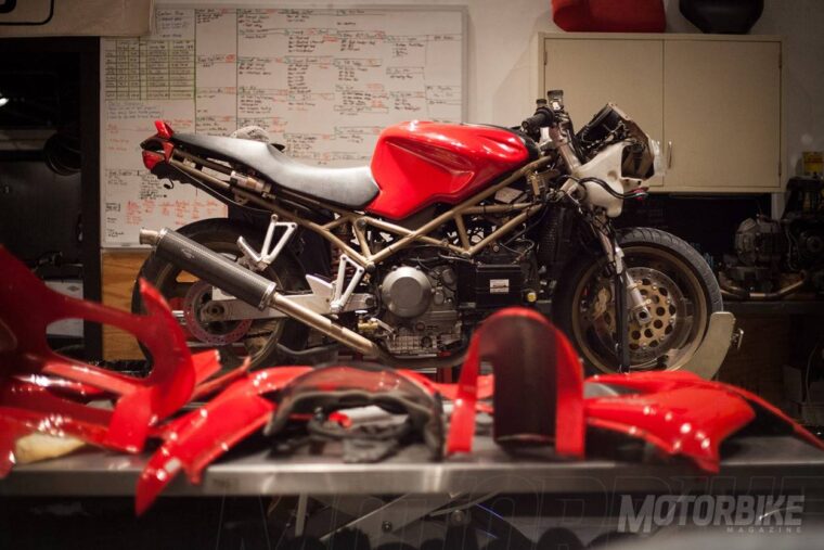 Ducati-ST4-Odioso-Revival-Cycles-04