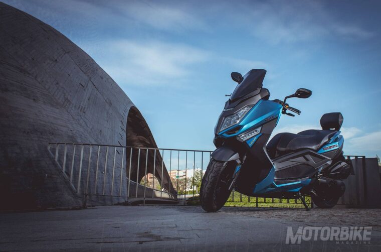 Goes G 125 GT EFI 2017 prueba MBK 37