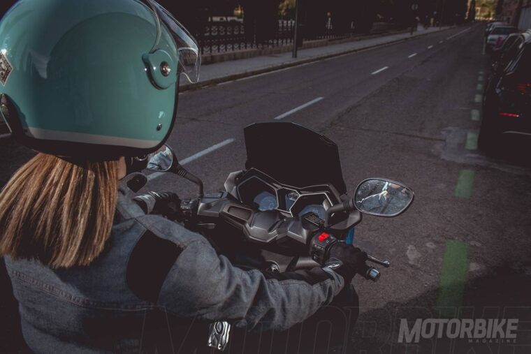 Goes-G-125-GT-EFI-2017-prueba-MBK-43