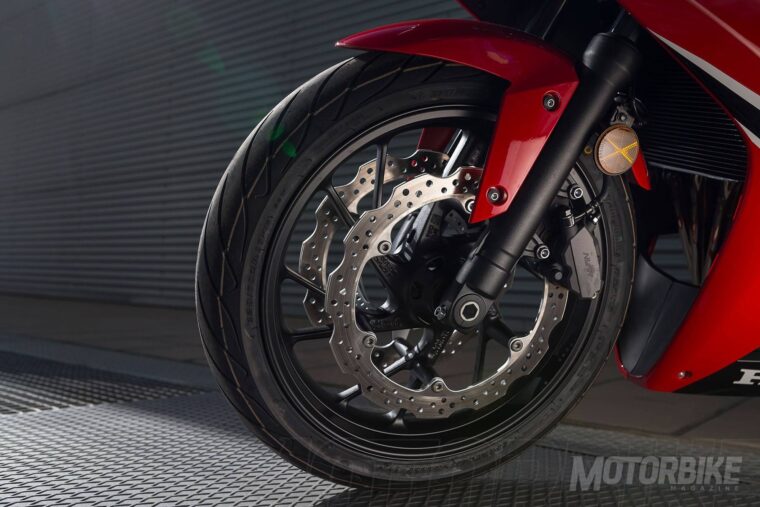 Honda-CBR650F-2017-23
