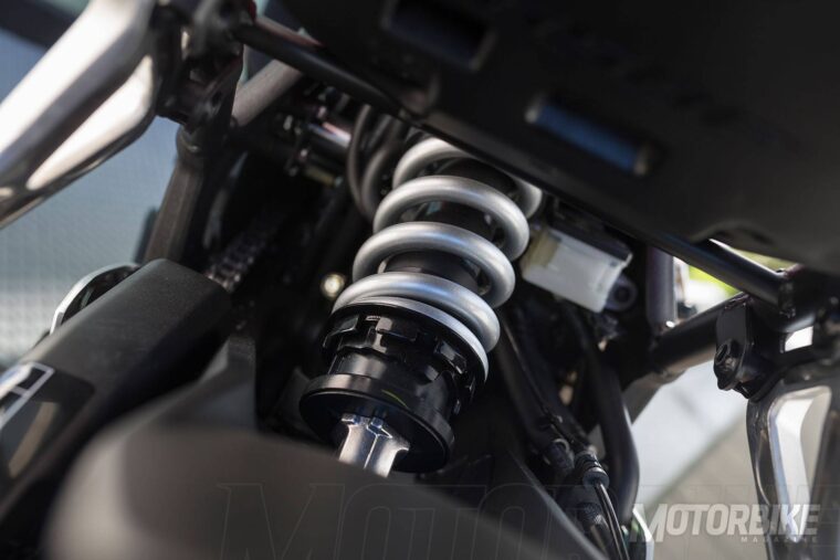 Honda-CBR650F-2017-28