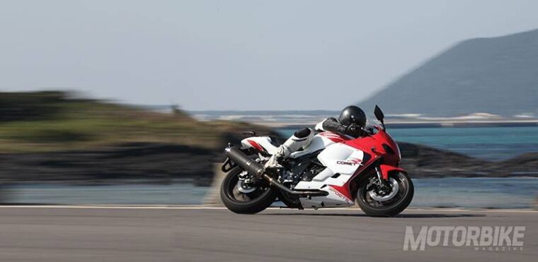 Hyosung-GT650R-Pro-Comet-2017-02