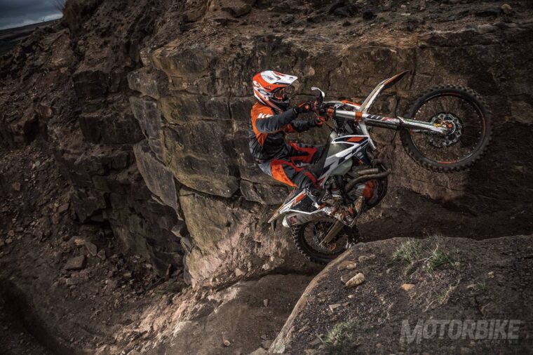 KTM-250-EXC-F-2018-08