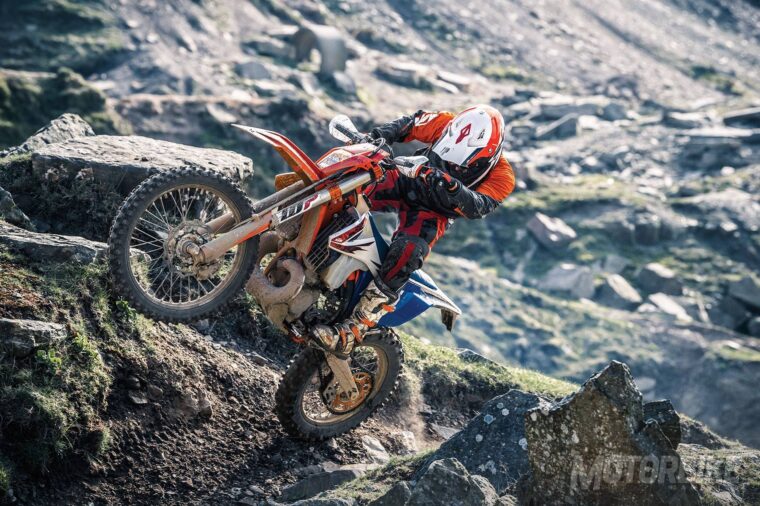 KTM-300-EXC-Six-Days-2018-01