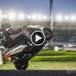 Vídeo - Récord: 58 personas en una misma moto 3 Récord: 500 km de 'caballito' y 13 horas... en Yamaha Jog