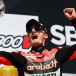 Chaz Davies pone la guinda a un fin de semana redondo en WSBK Imola 2017