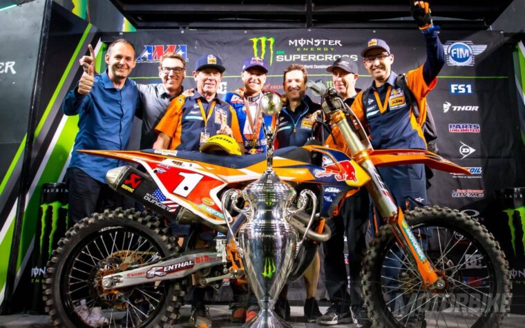 dungey-campeon-motorbike-magazine