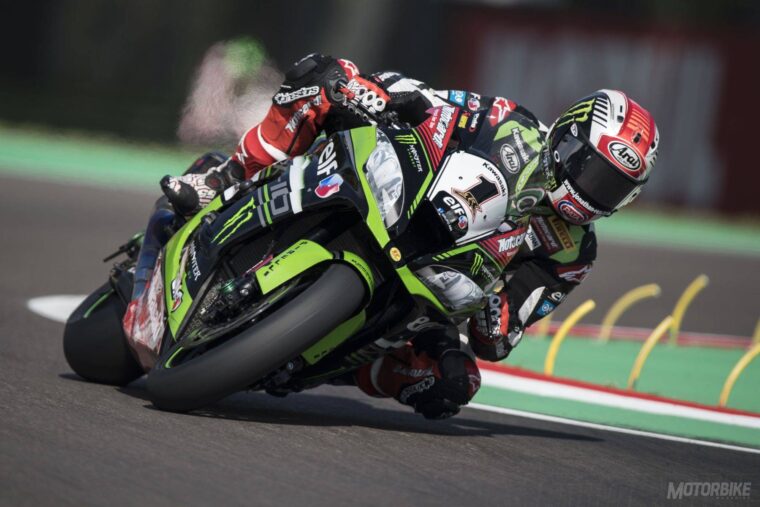 jonathan-rea-motorbike-magazine