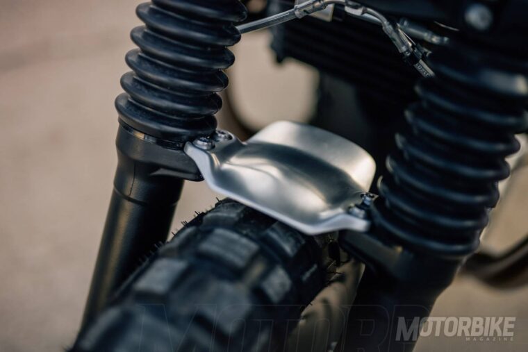 BMW-R-nineT-Scrambler-JvB-Moto-07