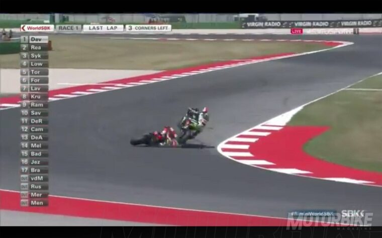 Caida-Rea-Davies-WSBK-Misano-20173