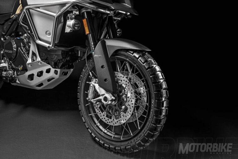 Ducati-Multistrada-1200-Enduro-Pro-2017-13