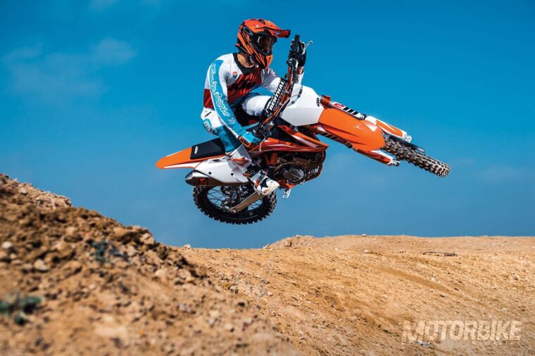 KTM-450-SX-F-2018-09