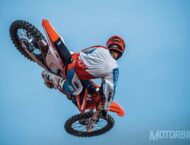 KTM 450 SX-F 2018 9 KTM 450 SX F 2018 23