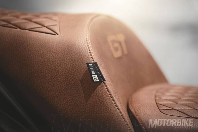 BMW-K-1600-GT-2018-06