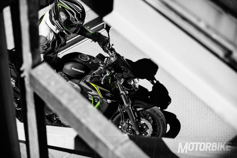 Kawasaki-Z650-2018-27