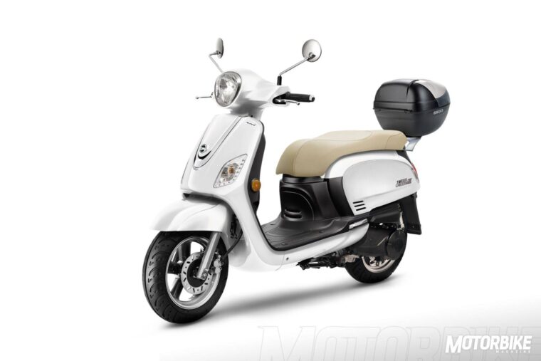 SYM lanza la promoción 'Scooter Verano' con descuentos y ventajas 8 SYM Fiddle blanco