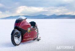 Indian honra a la figura de Burt Munro con un nuevo récord de velocidad 50 años después 5 Indian Spirit of Burt Munro 08