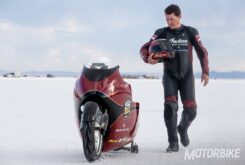 Indian honra a la figura de Burt Munro con un nuevo récord de velocidad 50 años después 6 Indian Spirit of Burt Munro 10