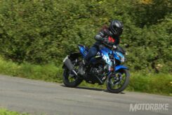 Suzuki GSX S125 2017 prueba mbk 017