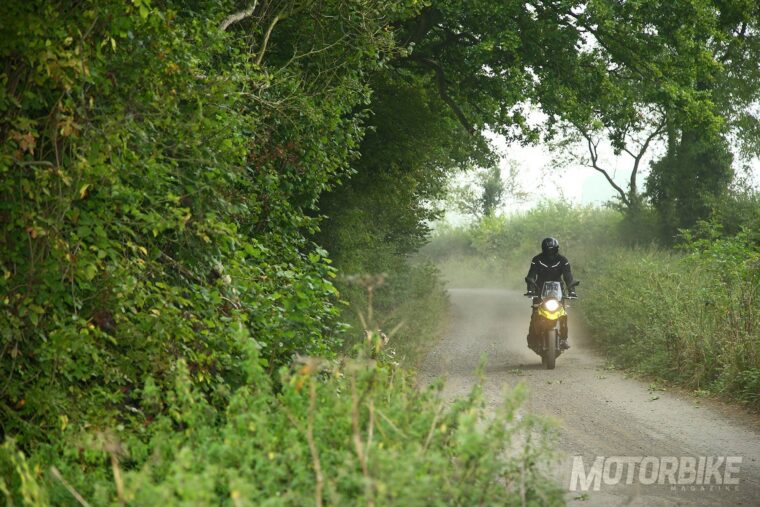 Suzuki-V-Strom-250-2017-prueba-motorbike-063