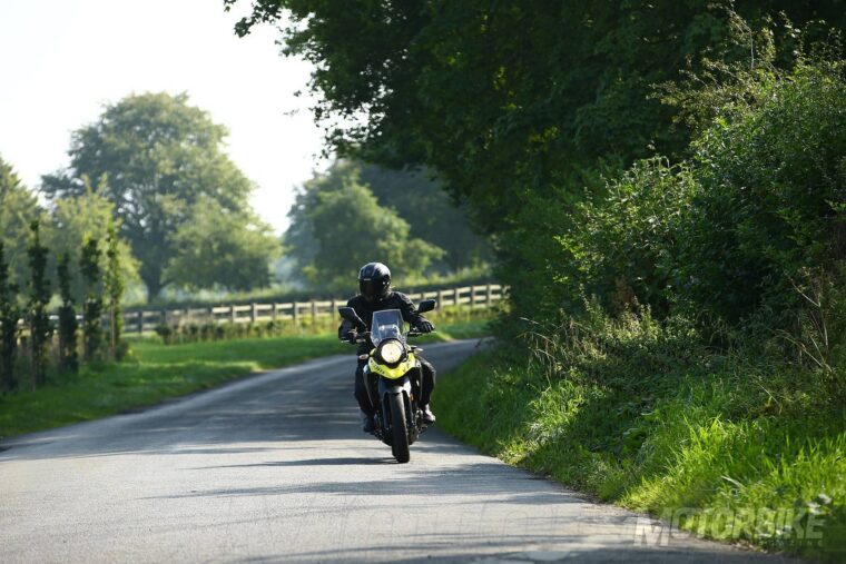 Suzuki-V-Strom-250-2017-prueba-motorbike-128