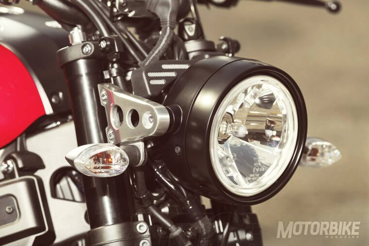 Yamaha-XSR900-2018-14