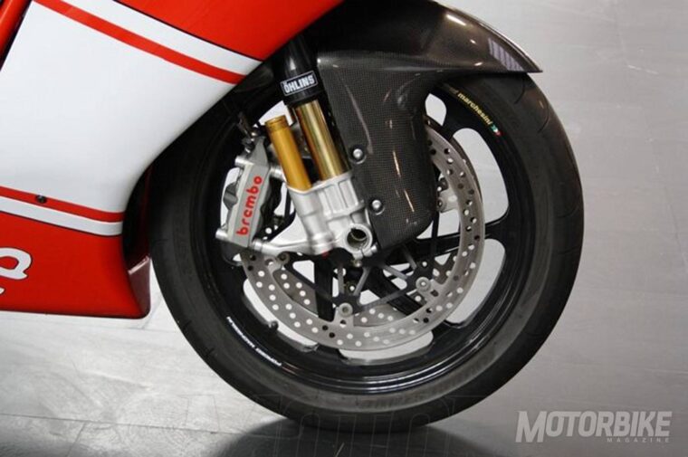 Ducati-Desmosedici-RR-subasta-madrid-03