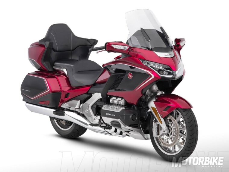 Honda GL1800 Goldwing Tour 2018 - Estaticas (1)