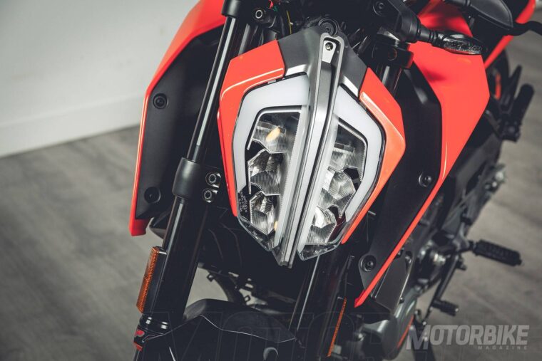 KTM-125-Duke-2017-checklist-04