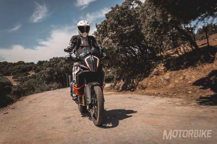 KTM-1290-Super-Adventure-R-2017-prueba-071