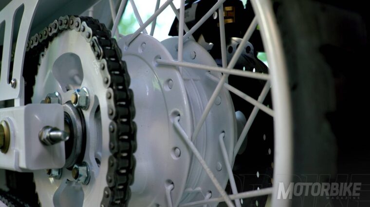 Kalashnikov-IZH-moto-electrica-14