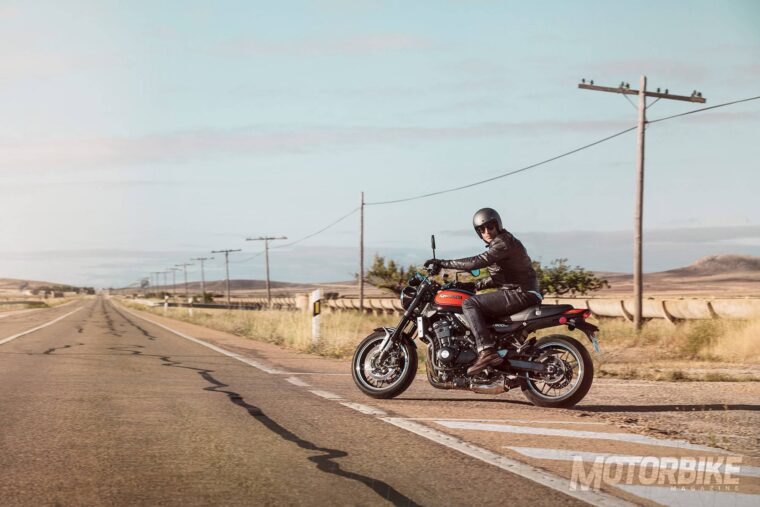 Kawasaki Z900RS 2018 - 14