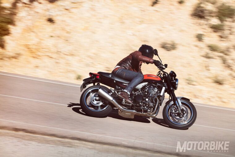 Kawasaki Z900RS 2018 - 16