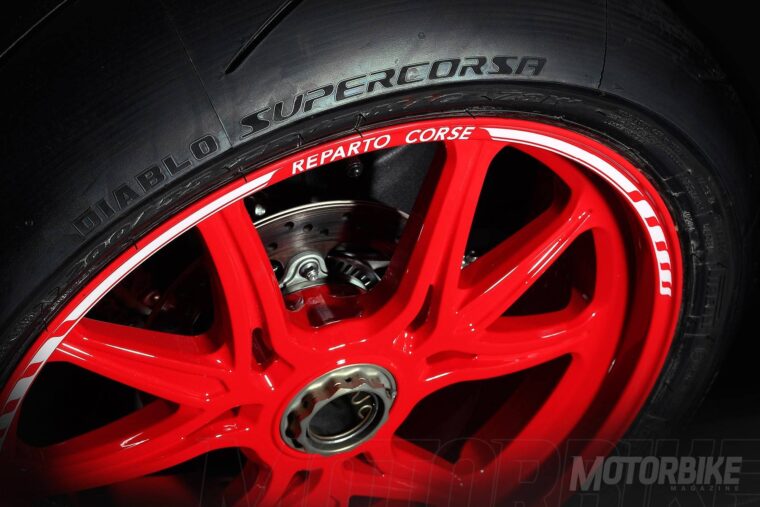 MV-Agusta-F4-RC-2018-13