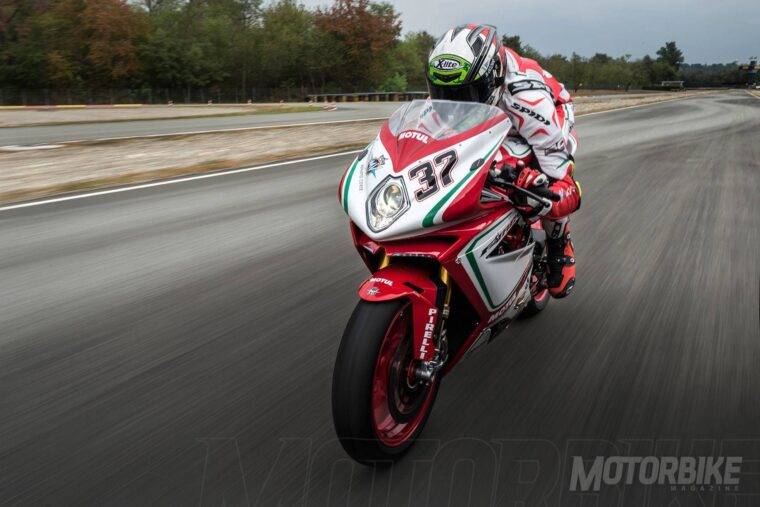 MV-Agusta-F4-RC-2018-Leon-Camier-04
