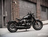 Triumph Bonneville Bobber Black 2018 47
