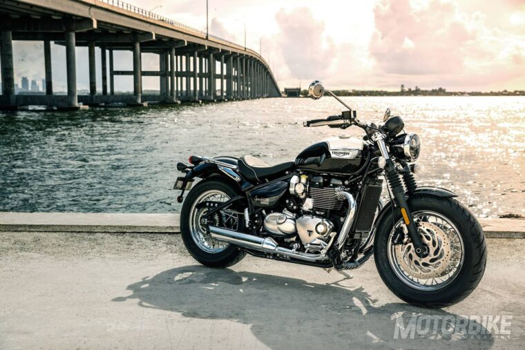 Triumph-Bonneville-Speedmaster-2018-21