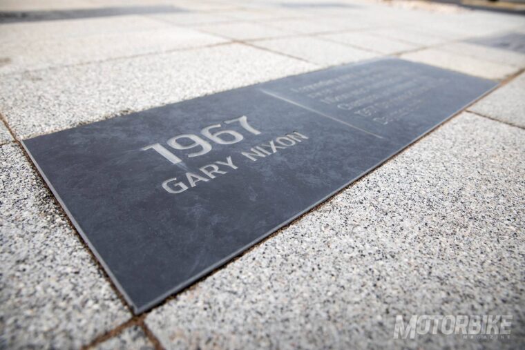 Triumph museo fabrica visita - 10