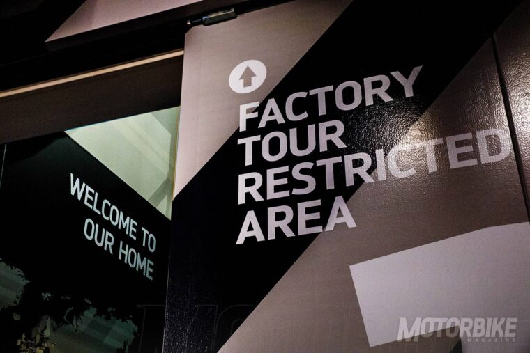 Triumph museo fabrica visita - 16