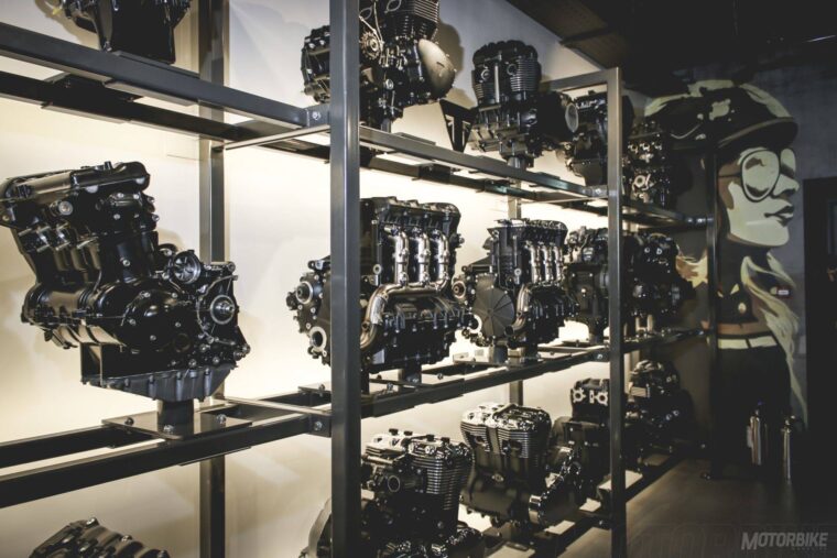 Visita Fabrica Triumph museo-6712