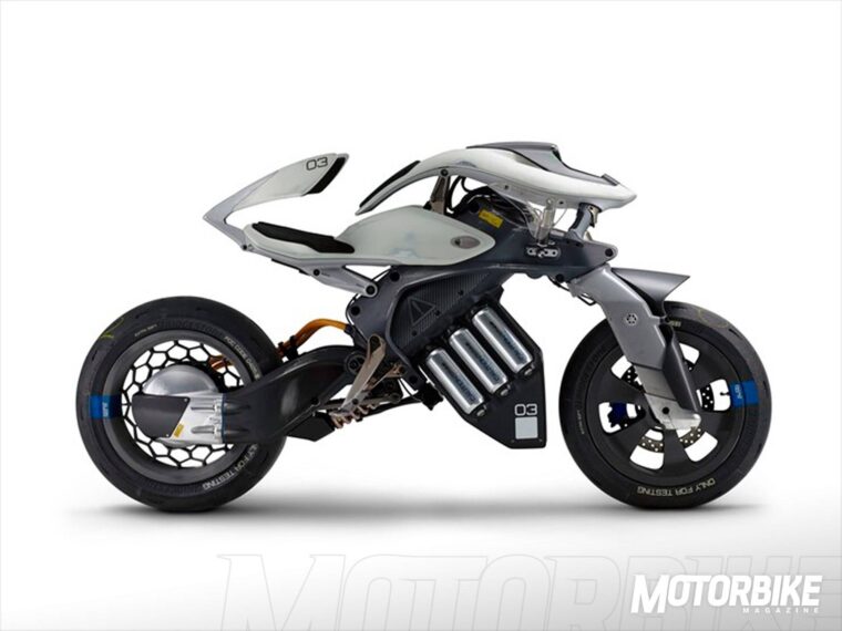 Yamaha-MOTOROiD-01