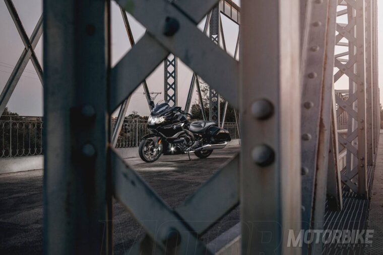 BMW-K-1600-B-Bagger-04