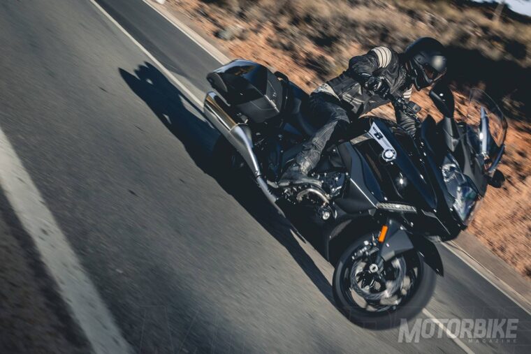 BMW-K-1600-B-Bagger-09