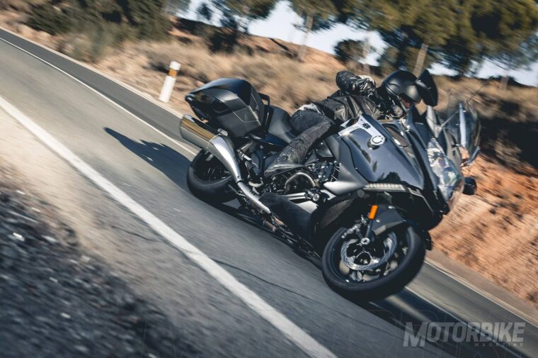 BMW-K-1600-B-Bagger-13